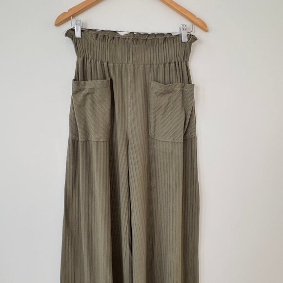Free People Movement Blissed Out Wide Leg Pants Green Size XS Relaxed Fit NWOT - Picture 4 of 13